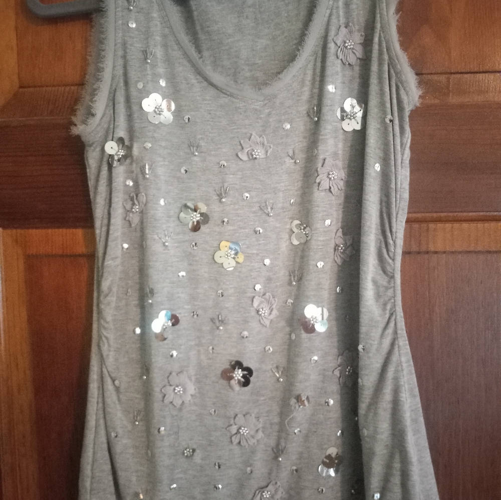 WHBM top